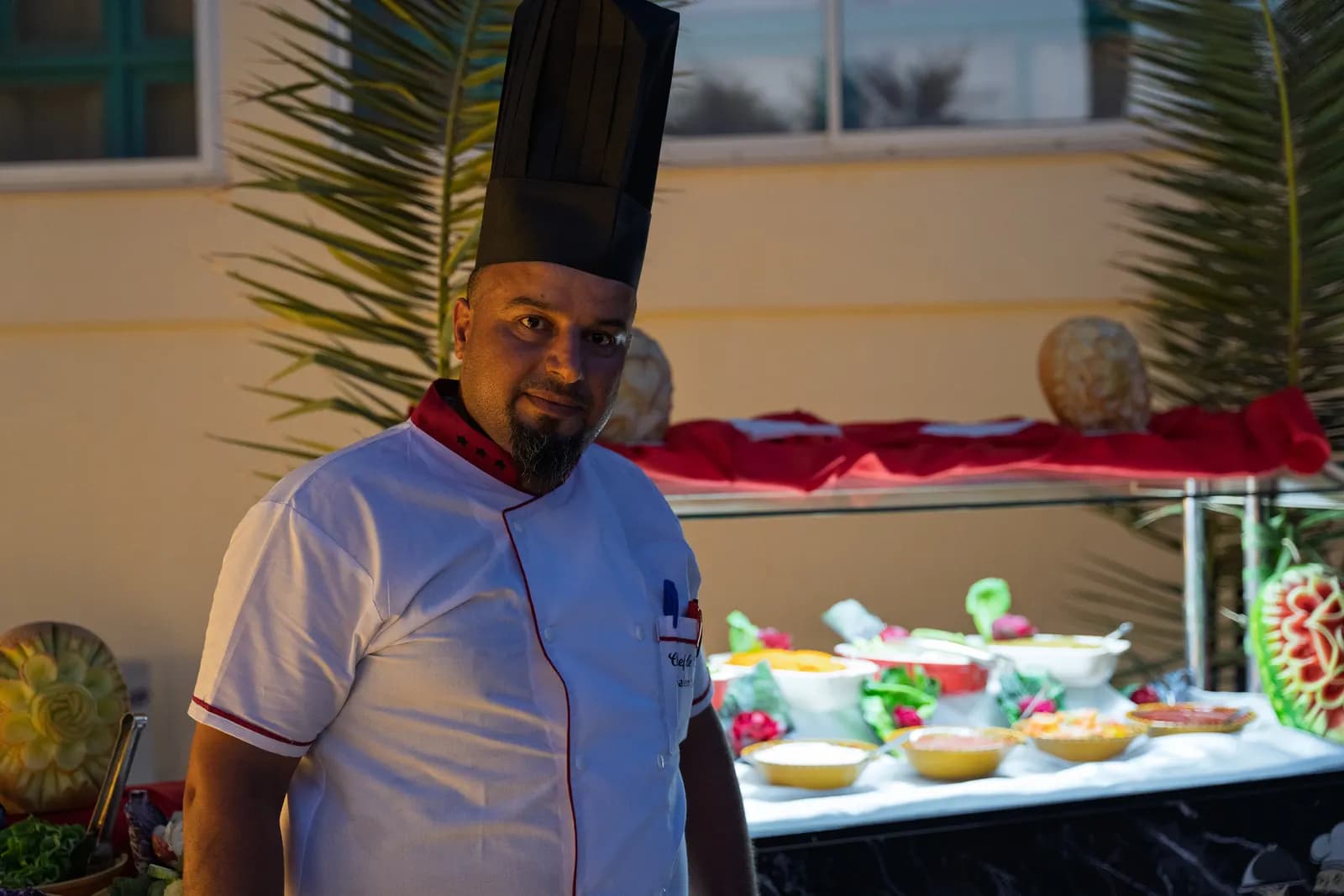 Le buffet de fruits sculptés du soir